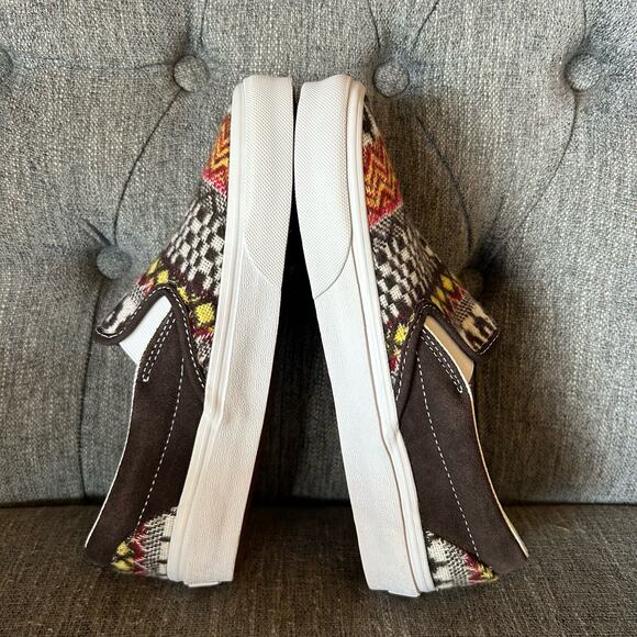 NEW Vans Womens Classic Slip On Fair Isle Brown White Low Print Sneaker Shoes 6 - Picture 2 of 11